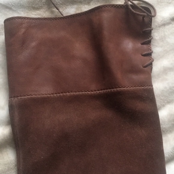 Boots - Picture 2 of 3